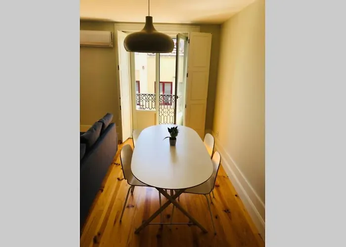 Cl Freixo Apartamento *